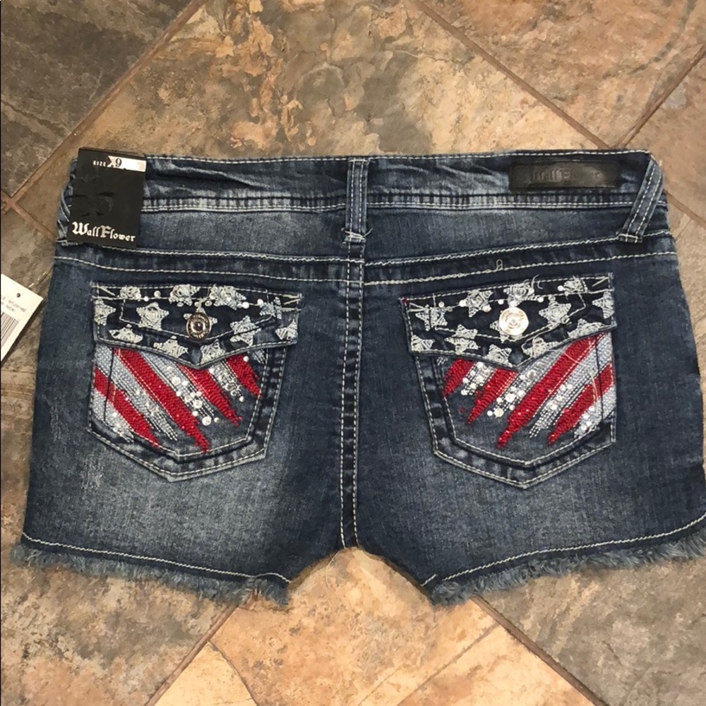 🌼WallFlower ladies denim shorts🌸